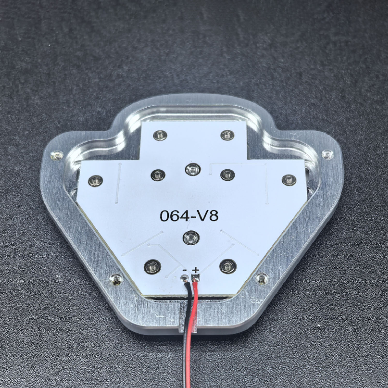 Cabin 5V LED Light Box Metal V - Rc Hobby Logo review and price